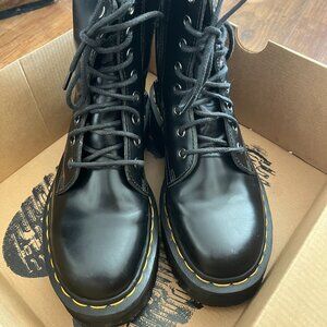 Jadon Boot Smooth Leather Platforms in Black